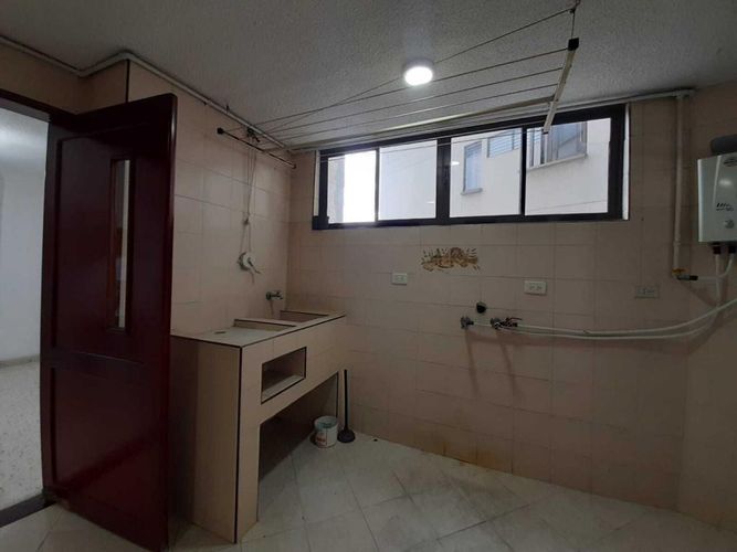 Apartamento de 3 alcobas en venta en La Flora, Cali, 126 m² · foto 18 de 20
