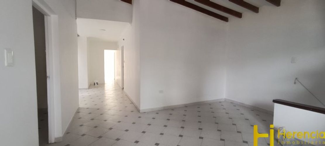 Local en arriendo en Asturias, Itagüí, 170 m² · foto 2 de 16