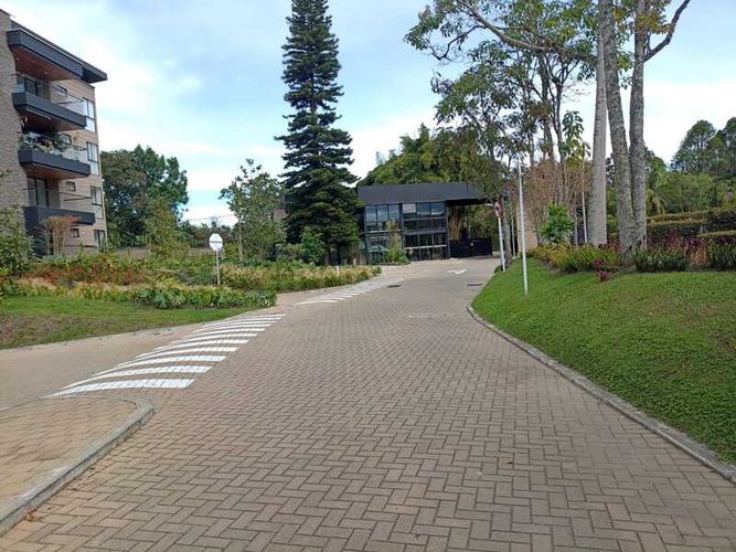 Apartamento de 3 alcobas en venta en Vilachuaga, Rionegro, 139 m² · foto 2 de 10