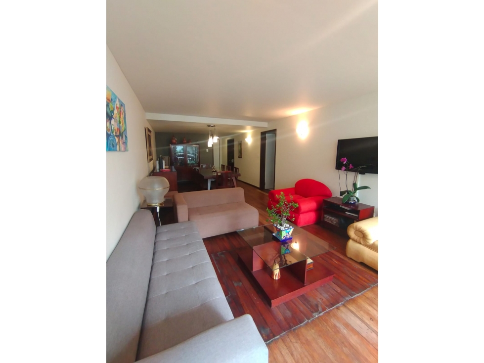 Casa en venta en Barrios Unidos, Bogotá · foto 3 de 24