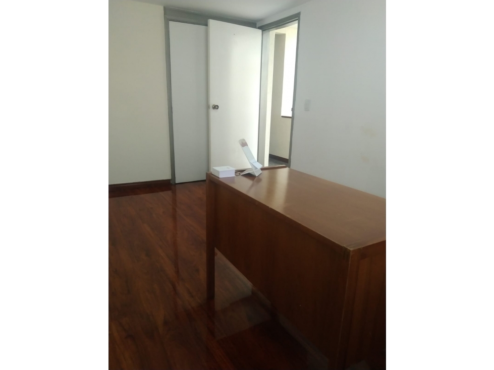 Casa en venta en Barrios Unidos, Bogotá · foto 23 de 24
