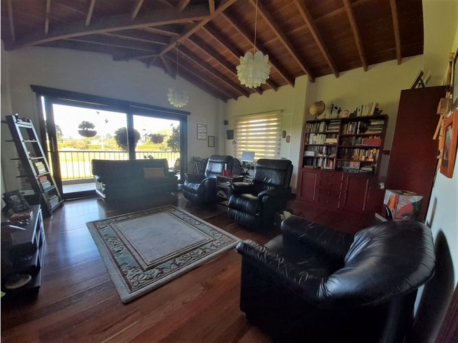 Casa de 6 alcobas en venta en Llano Grande, Rionegro, 487 m² · foto 13 de 21
