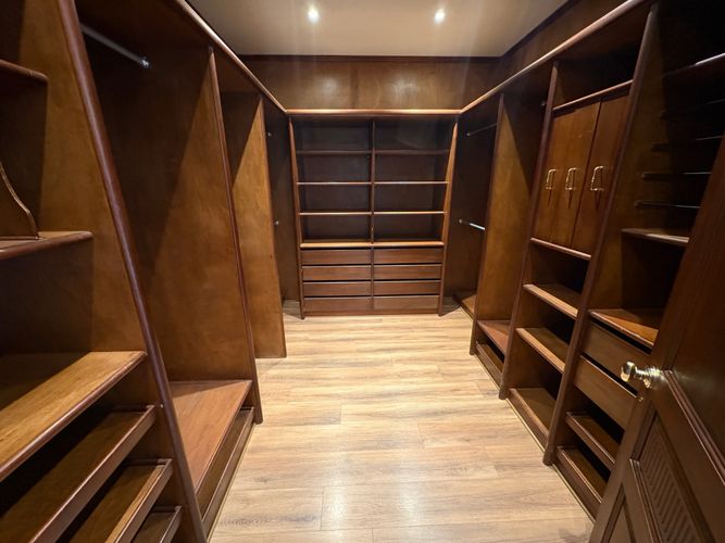 Apartamento de 3 alcobas en venta en Santa Barbara Oriental, Bogotá, 300 m² · foto 7 de 13