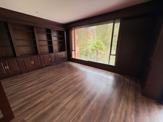 Apartamento de 3 alcobas en venta en Santa Barbara Oriental, Bogotá, 300 m² · foto 12 de 13