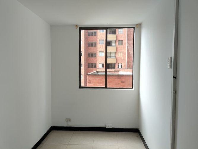 Apartamento de 4 alcobas en arriendo en El Poblado, Medellín, 84 m² · foto 9 de 18