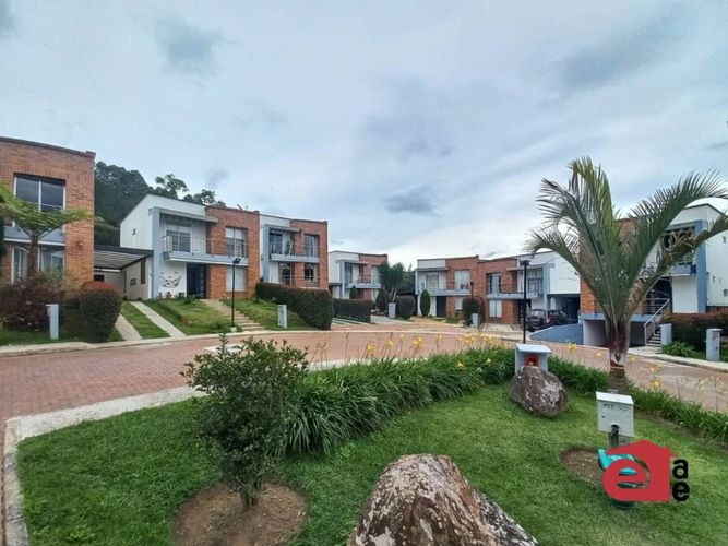 Casa de 3 alcobas en venta en Los Salados, El Retiro, 309 m² · foto 19 de 19