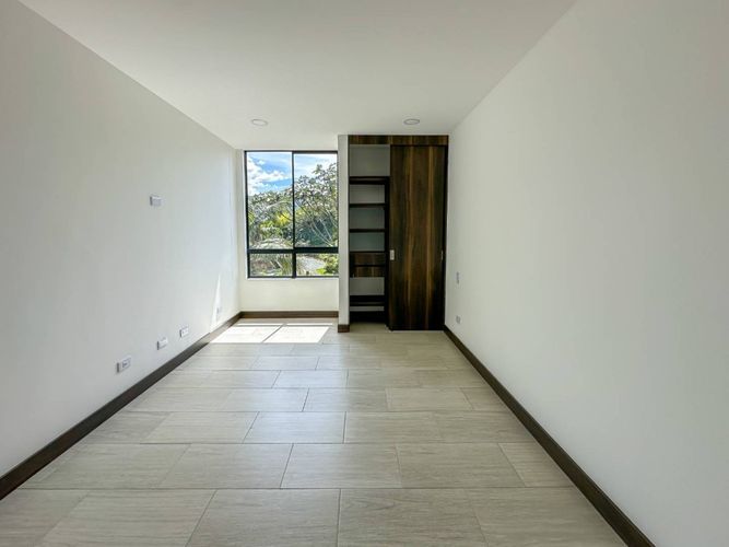 Apartamento de 2 alcobas en venta en Los Salados, El Retiro, 86 m² · foto 5 de 14