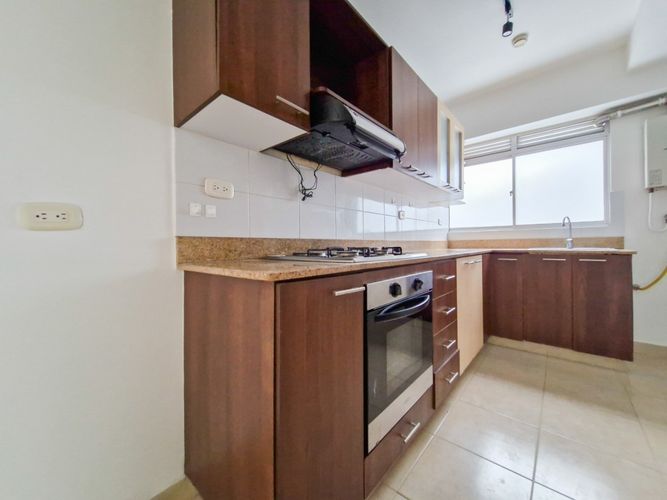 Apartamento de 3 alcobas en venta en Loma Del Escobero, Envigado, 122 m² · foto 4 de 18