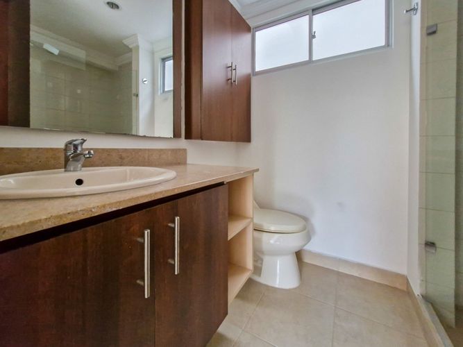 Apartamento de 3 alcobas en venta en Loma Del Escobero, Envigado, 122 m² · foto 14 de 18