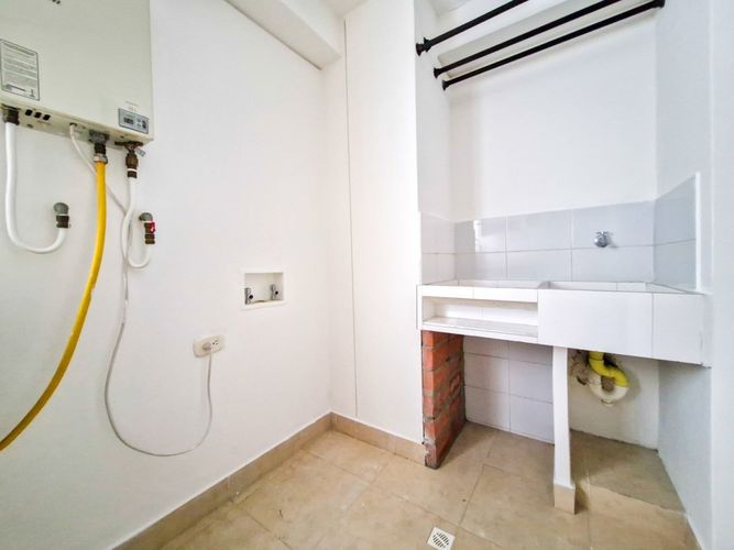 Apartamento de 3 alcobas en venta en Loma Del Escobero, Envigado, 122 m² · foto 16 de 18
