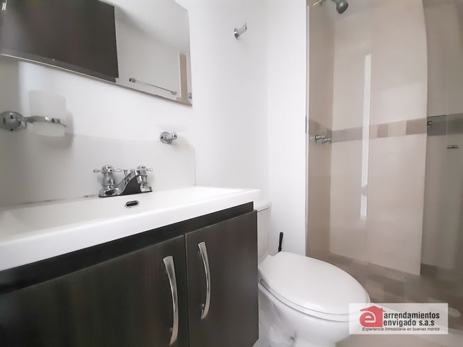 Apartamento de 3 alcobas en venta en El Trapiche, Sabaneta, 75 m² · foto 4 de 7