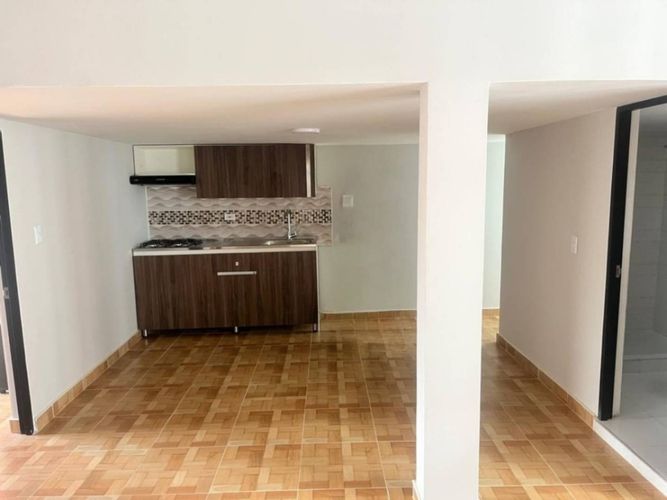 Casa de 7 alcobas en venta en Hacienda Fontanar, Chía, 425 m² · foto 2 de 20