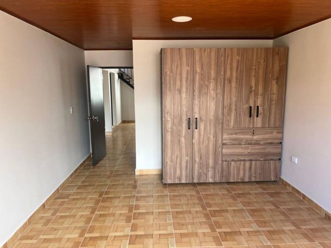 Casa de 7 alcobas en venta en Hacienda Fontanar, Chía, 425 m² · foto 5 de 20