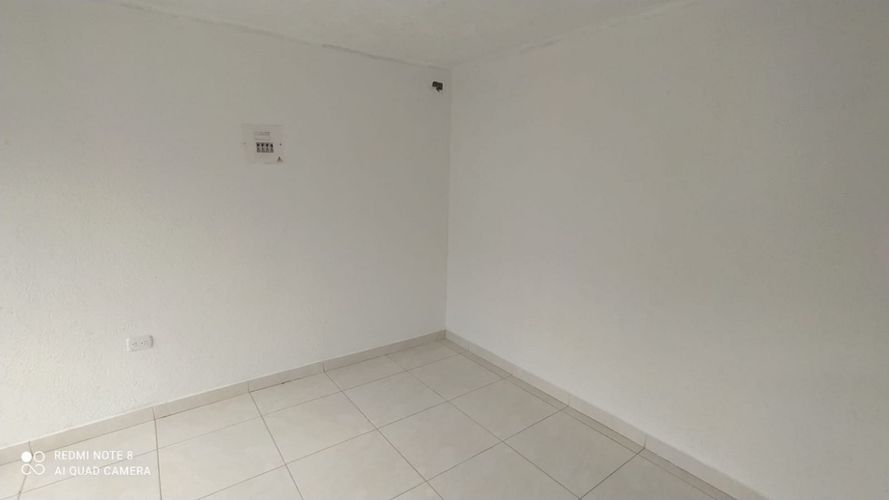 Casa de 14 alcobas en venta en Ub Rincon De Los Virreyes, Mosquera, 360 m² · foto 7 de 24