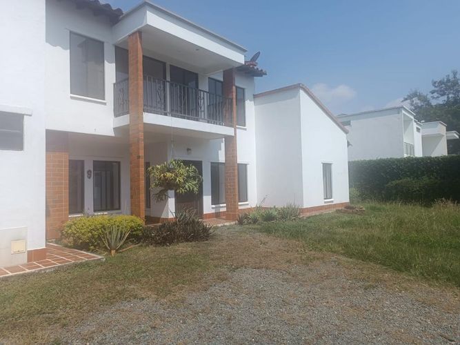 Casa de 5 alcobas en venta en La Morada, Jamundí, 350 m² · foto 3 de 20