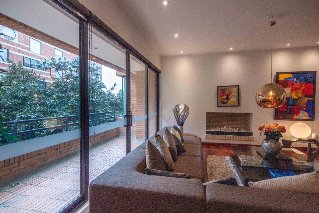 Apartamento en venta en Los Rosales, Bogotá · foto 5 de 24