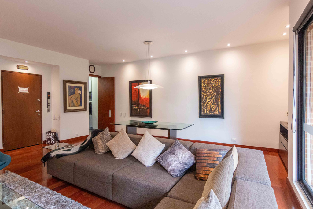 Apartamento en venta en Los Rosales, Bogotá · foto 11 de 24