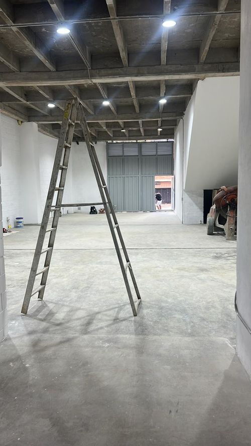 Bodega en arriendo en Enciso, Medellín, 215 m² · foto 2 de 5