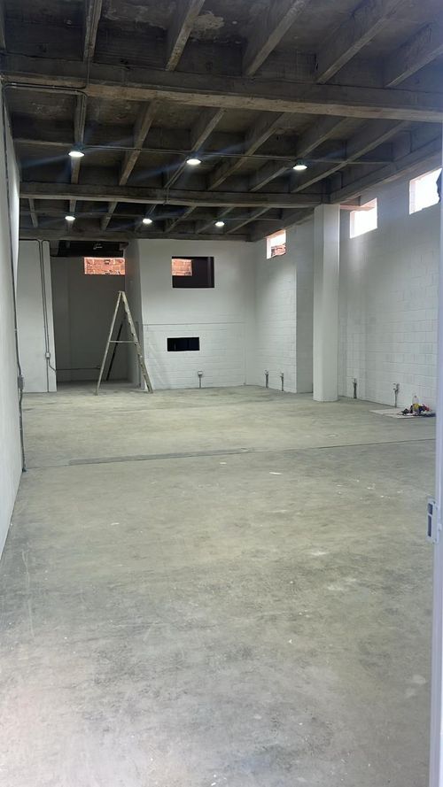 Bodega en arriendo en Enciso, Medellín, 215 m² · foto 3 de 5