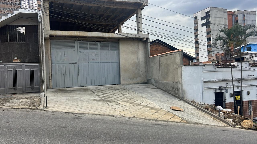 Bodega en arriendo en Enciso, Medellín, 215 m² · foto 5 de 5