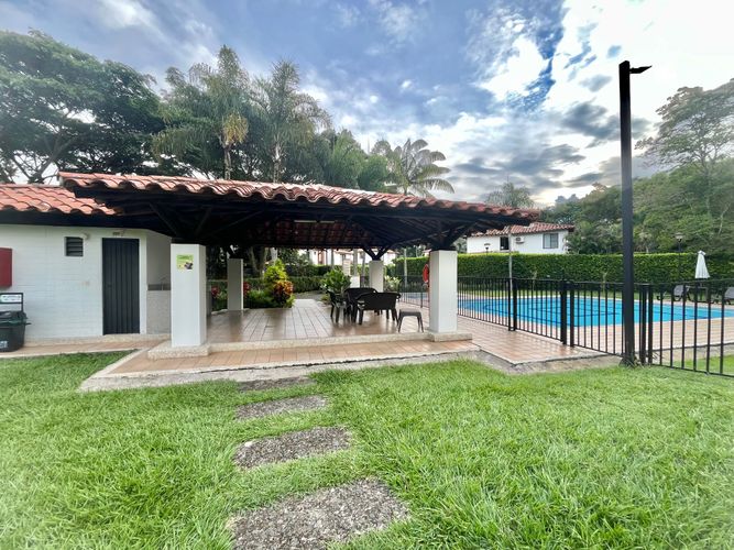Casa de 5 alcobas en venta en Pance, Cali, 270 m² · foto 17 de 19