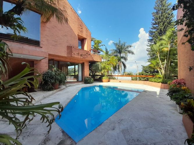 Casa de 5 alcobas en venta en Santa Monica, Cali, 800 m² · foto 6 de 24