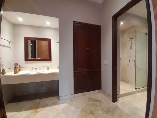 Casa de 5 alcobas en venta en Santa Monica, Cali, 800 m² · foto 10 de 24