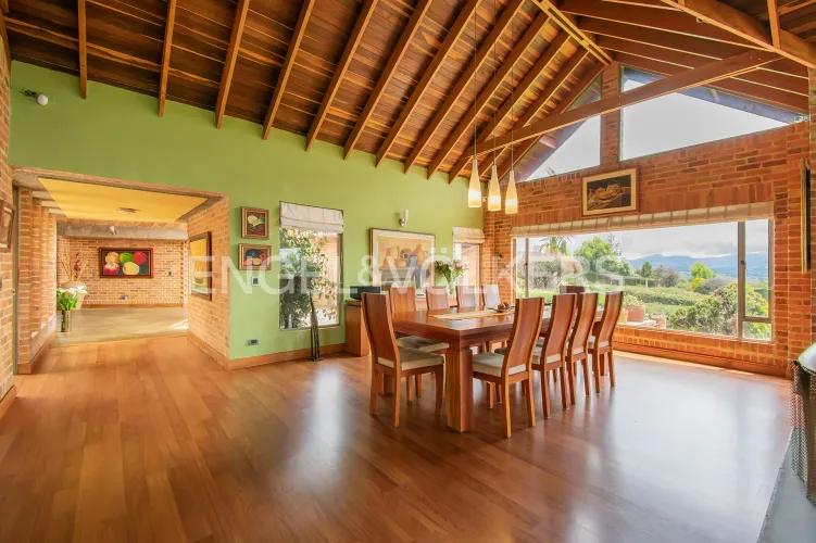 Casa de 5 alcobas en venta en Mercenario, Sopó, 573 m² · foto 7 de 20