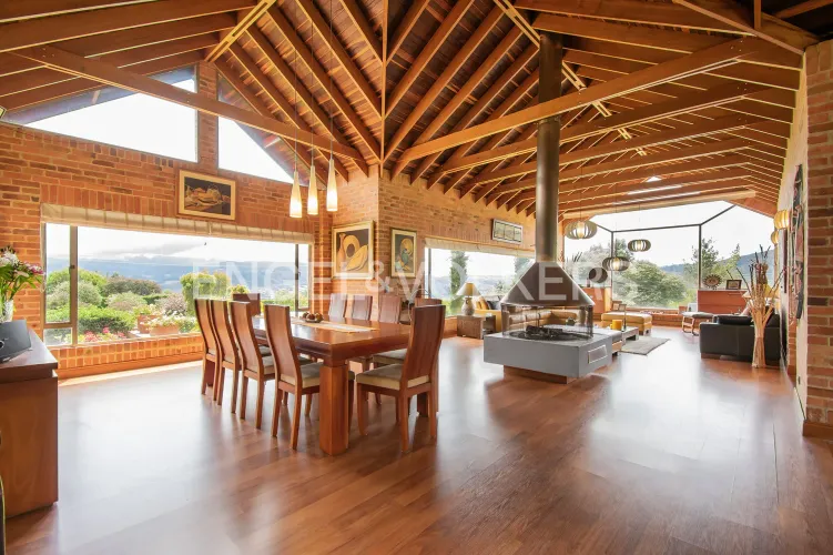 Casa de 5 alcobas en venta en Mercenario, Sopó, 573 m² · foto 6 de 20
