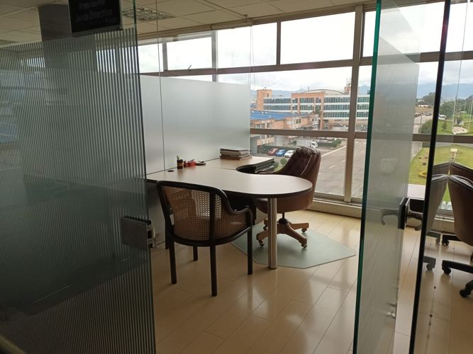 Oficina en arriendo en Siberia, Cota, 725 m² · foto 11 de 24