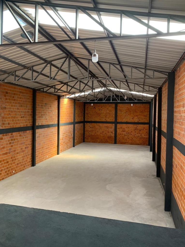 Vendo Tinglado Cerca Del Shopping Mariano — foto 3