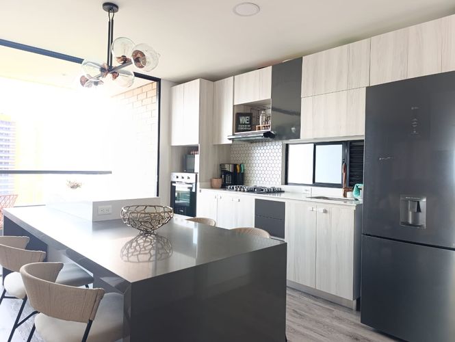 Apartamento de 2 alcobas en venta en Castropol, Medellín, 92 m² · foto 6 de 19