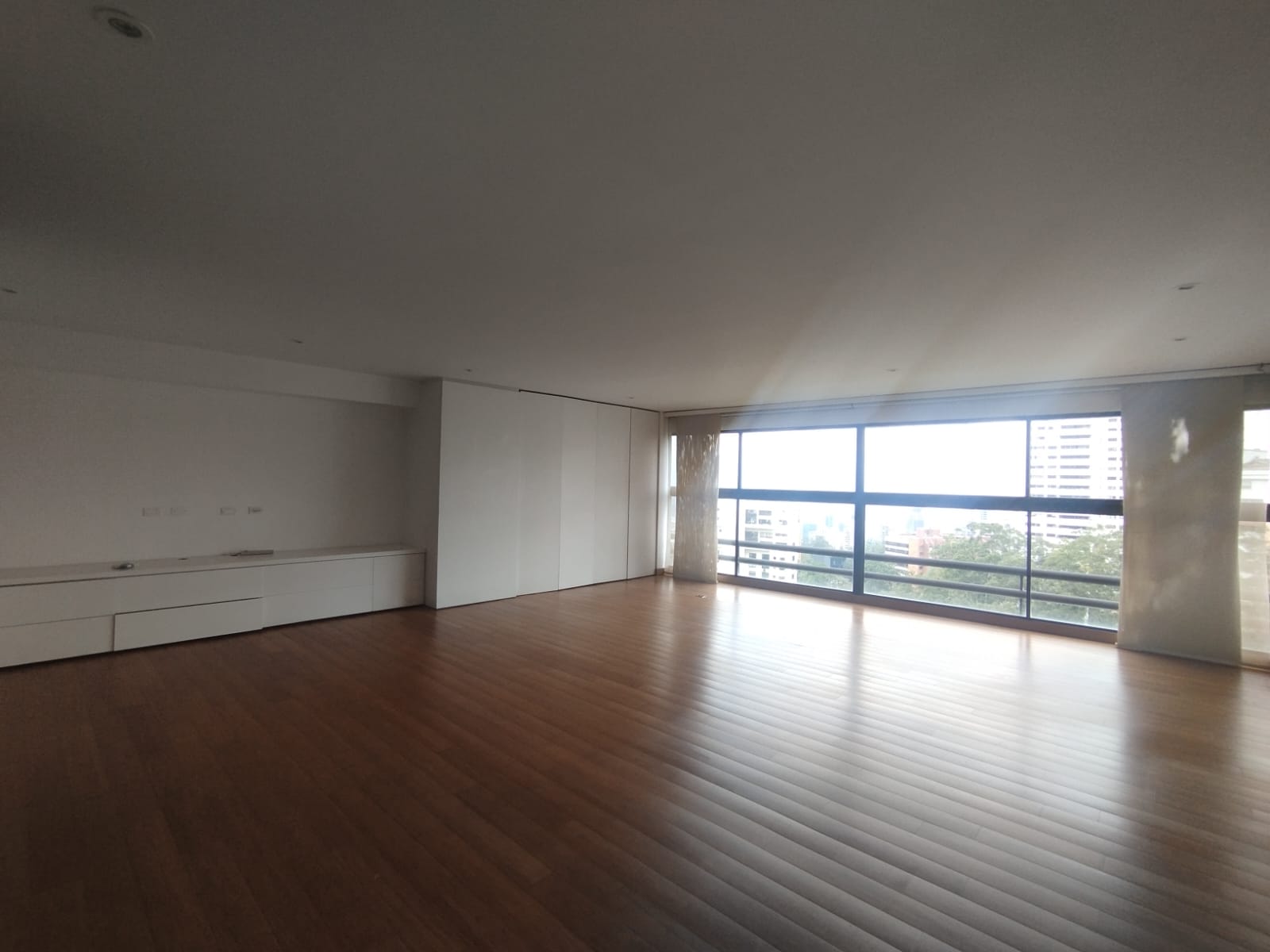 Apartamento en arriendo en Urbanización Las Cumbres, Medellín · foto 11 de 20
