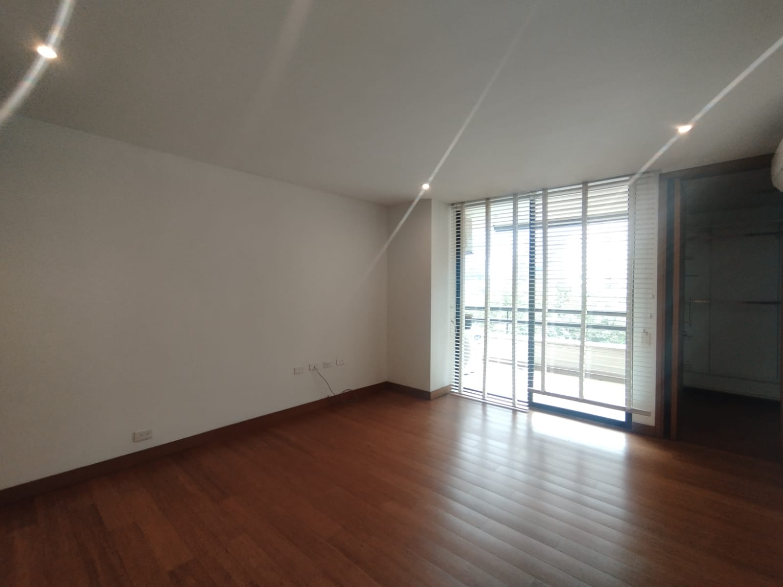Apartamento en arriendo en Urbanización Las Cumbres, Medellín · foto 16 de 20