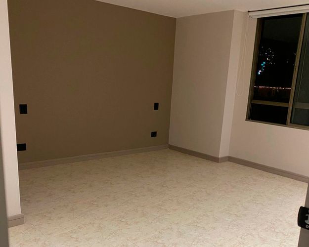 Apartamento de 2 alcobas en venta en Las Lomas, Medellín, 97 m² · foto 11 de 13