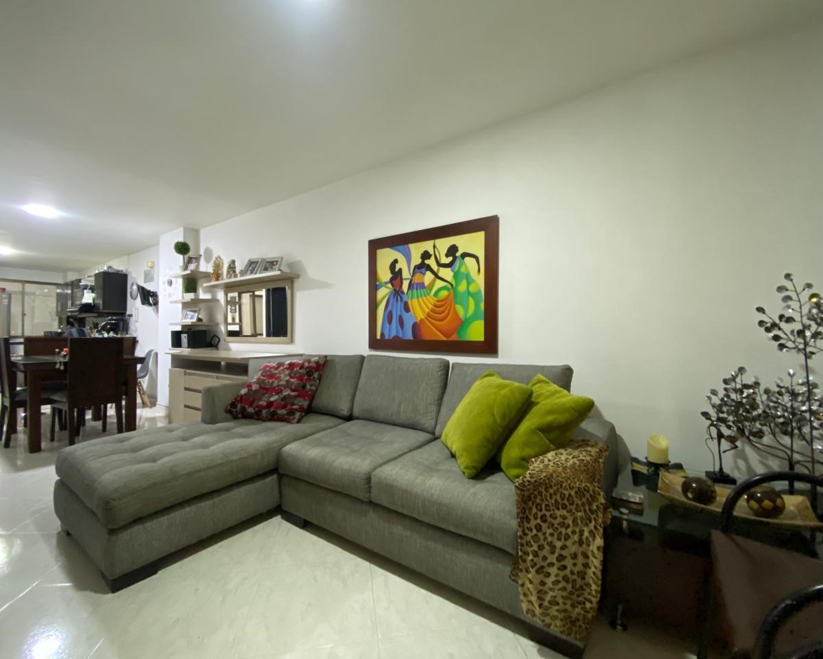 Apartamento en venta en La Magnolia, Envigado · foto 2 de 13