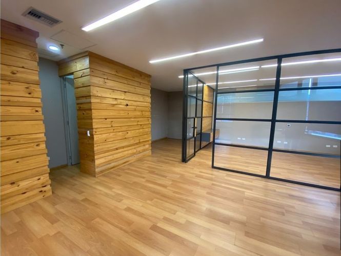 Oficina en arriendo en Alejandría, Medellín, 78 m² · foto 2 de 13