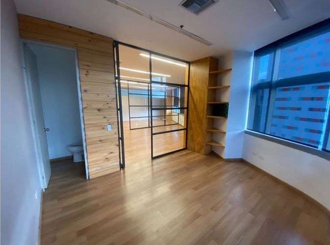 Oficina en arriendo en Alejandría, Medellín, 78 m² · foto 11 de 13