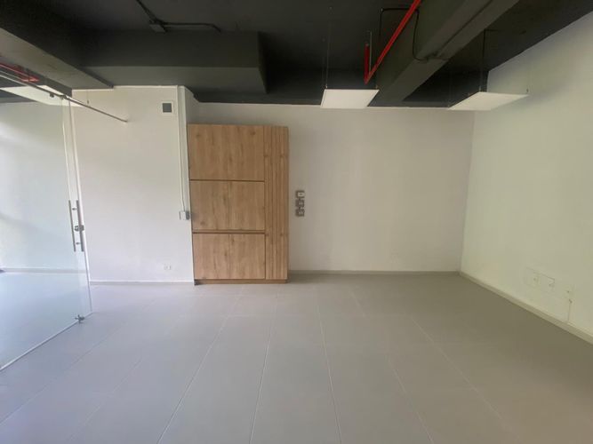 Oficina en arriendo en El Poblado, Medellín, 44 m² · foto 15 de 16