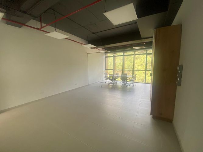 Oficina en arriendo en El Poblado, Medellín, 44 m² · foto 4 de 16
