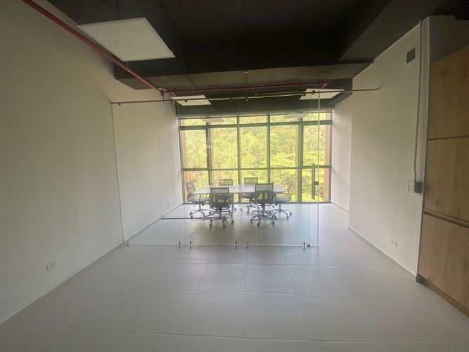 Oficina en arriendo en El Poblado, Medellín, 44 m² · foto 5 de 16