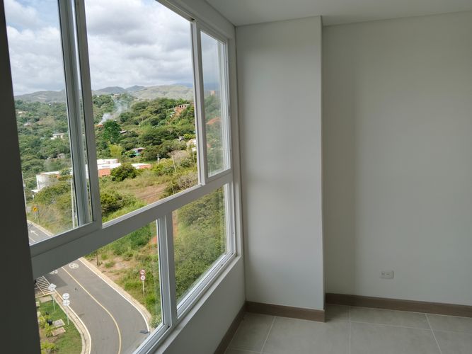 Apartamento de 2 alcobas en venta en Las Mercedes, Jamundí, 97 m² · foto 14 de 24
