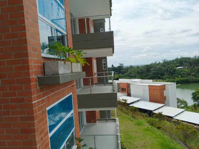Apartamento de 2 alcobas en venta en Las Mercedes, Jamundí, 97 m² · foto 4 de 24