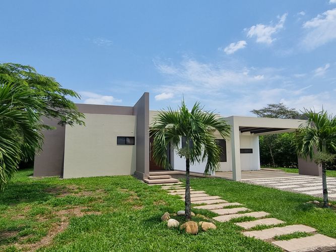 Casa de 5 alcobas en venta en Apiay, Villavicencio, 247 m² · foto 12 de 24