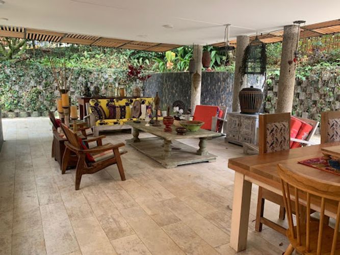Casa de 5 alcobas en venta en El Poblado, Medellín, 507 m² · foto 5 de 17