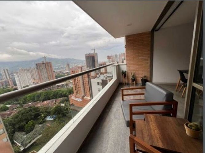 Apartamento de 3 alcobas en venta en San Jose, Sabaneta, 104 m² · foto 4 de 19