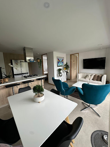 Apartment for sale in Altos del poblado, Medellín 4