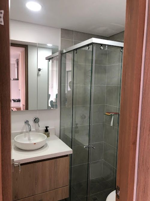 Apartamento de 3 alcobas en venta en Altos Del Poblado, Medellín, 70 m² · foto 6 de 9