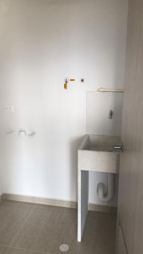 Apartamento de 2 alcobas en venta en Pan De Azucar, Sabaneta, 68 m² · foto 4 de 16