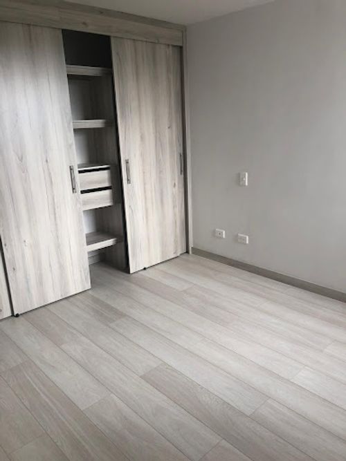 Apartamento de 2 alcobas en venta en Pan De Azucar, Sabaneta, 68 m² · foto 6 de 16